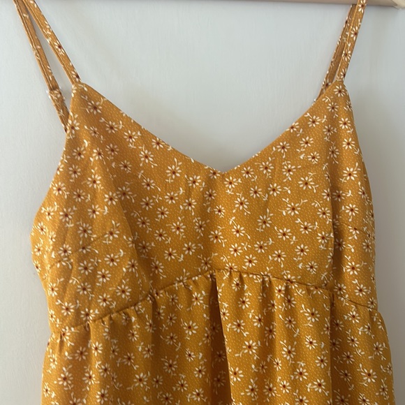 Yellow daisy spaghetti string top - Picture 3 of 3